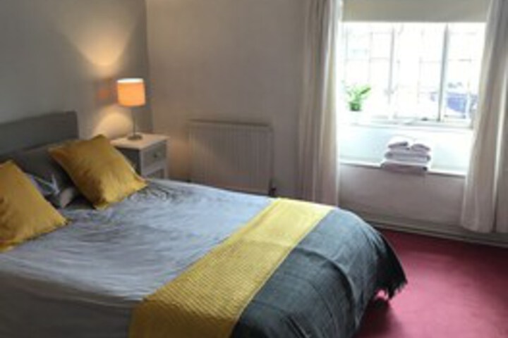 Room 30 of 42