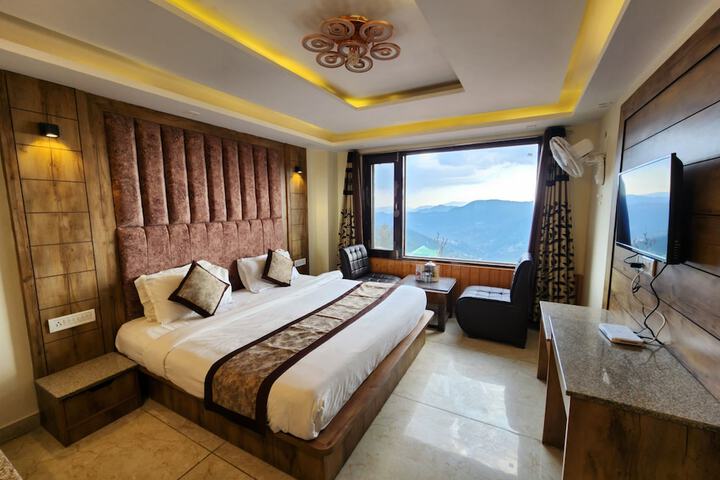 Room 17 of 41