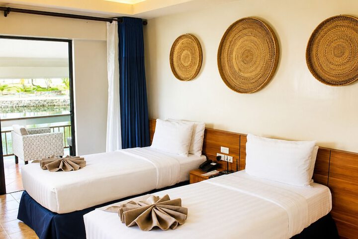 Room 2 of 47