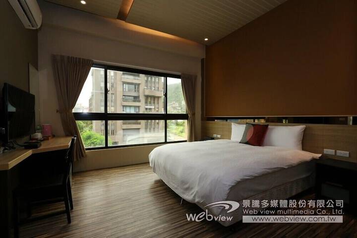 Room 14 of 55