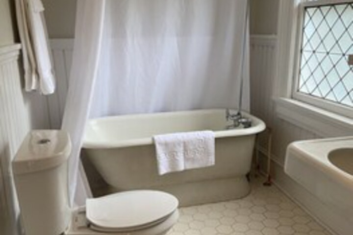 Room 26 of 130