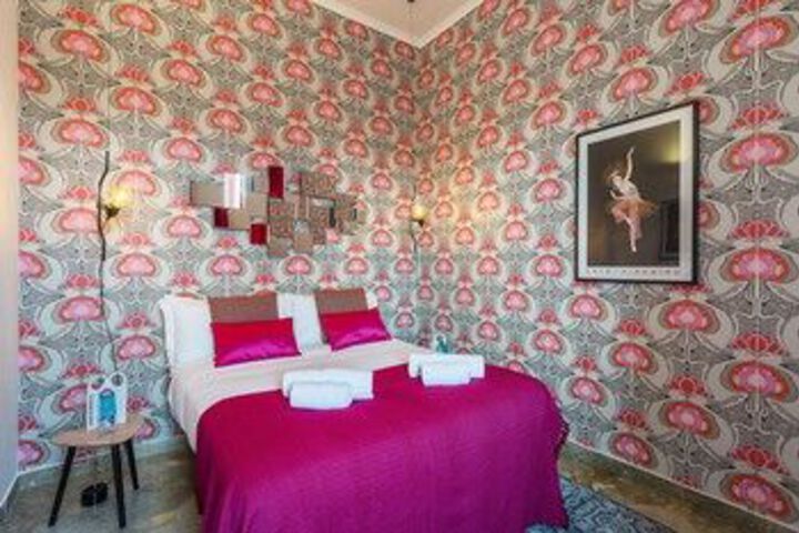 Room 46 of 122