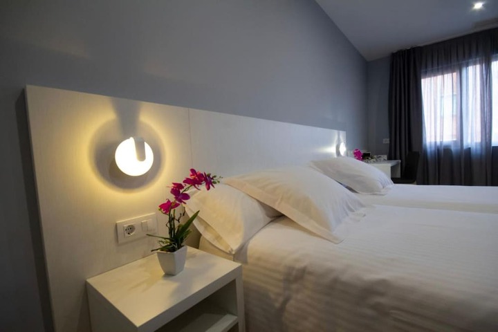 Room 16 of 31