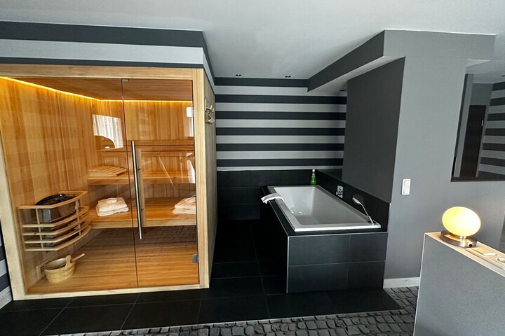 Room 50 of 138