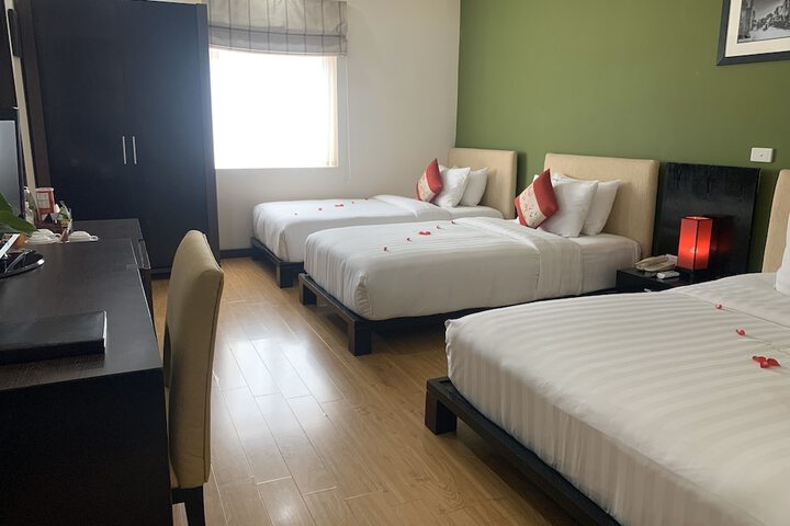 Room 14 of 77