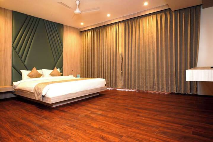 Room 26 of 51