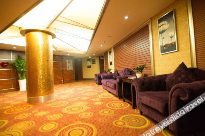 Hotel Interior 14 of 24