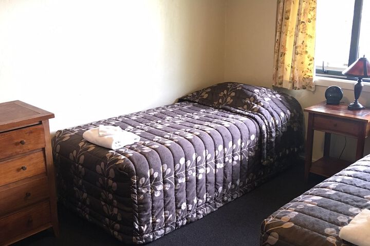 Room 15 of 62