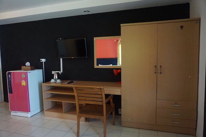 Room 17 of 47
