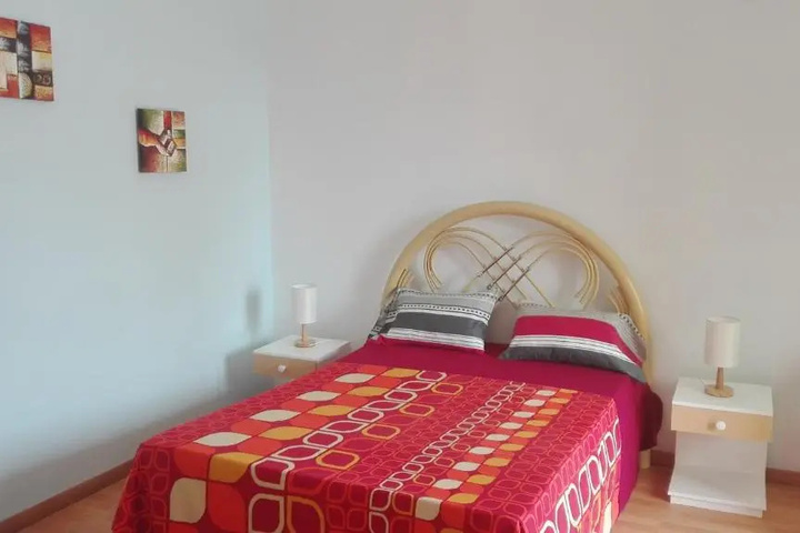 Room 5 of 14