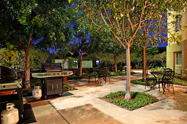 BBQ/picnic area