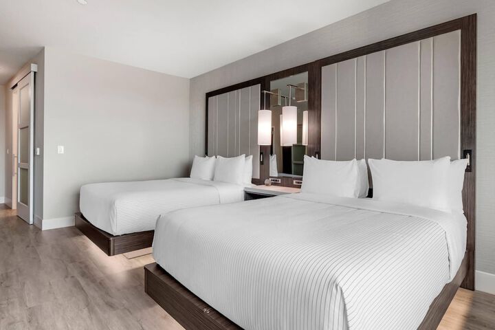 Room 14 of 65