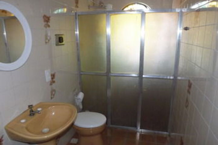Room 2 of 30
