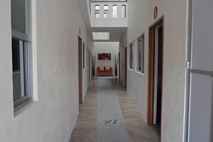 Exterior of Hotel Puerto Del Sol
