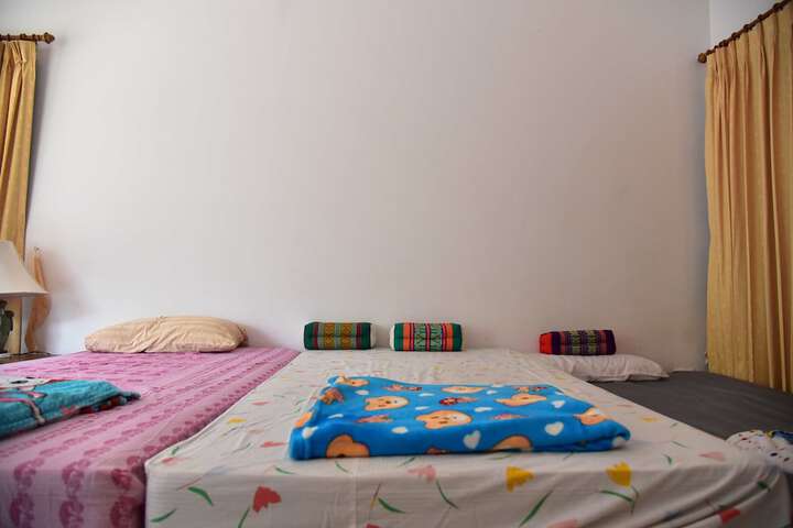 Room 5 of 34