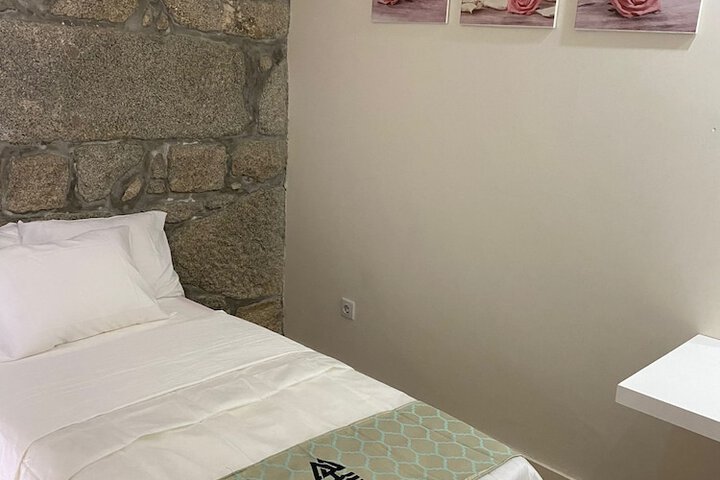 Room 4 of 30