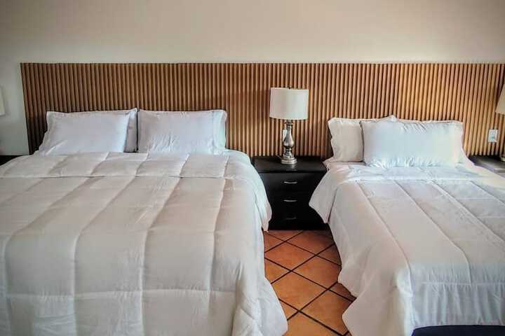 Room 13 of 65