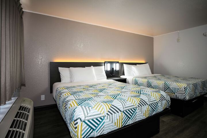 1 Queen Bed ADA Accessible Roll in Shower (14 of 17)
