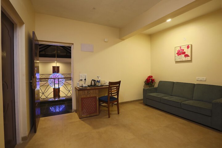 Room 16 of 45