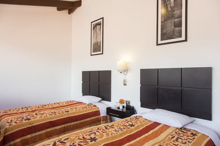 Room 16 of 176