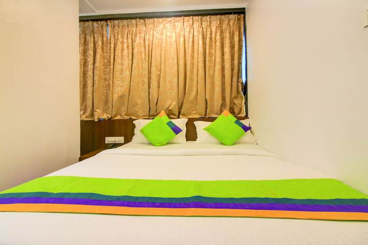 Room 20 of 33