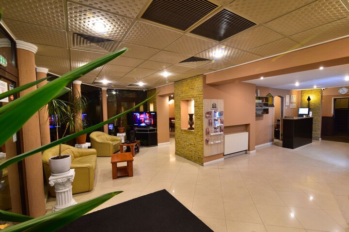Hotel Interior 4 of 36