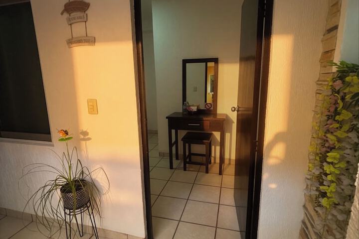 Room 7 of 25