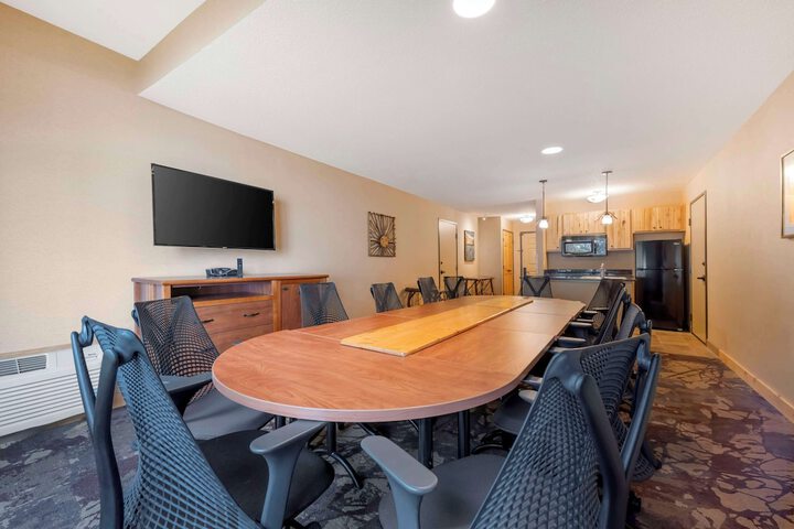 Meeting facility