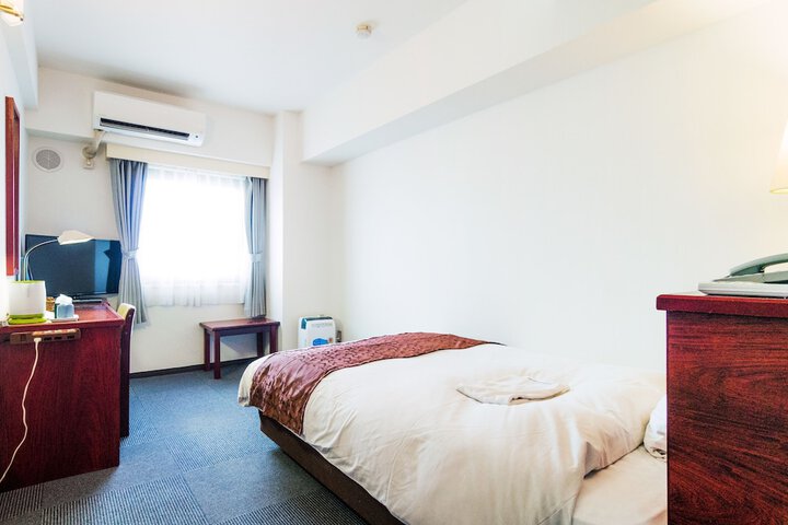 Room 10 of 44