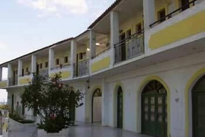 Hotel 7 of 8