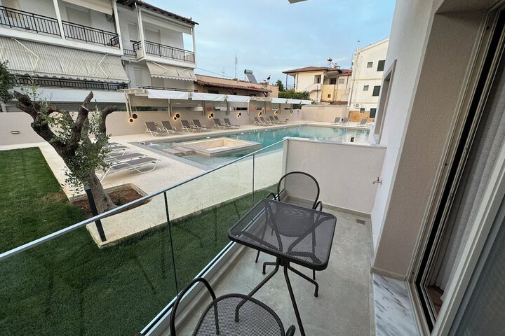 Terrace/Patio 36 of 62