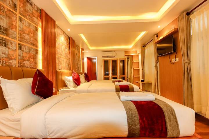 Room 34 of 66