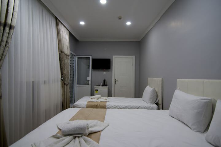Room 65 of 83