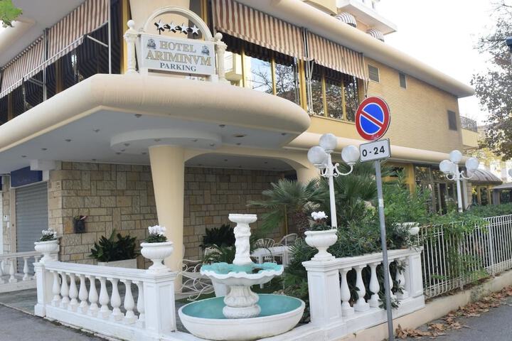 Hotel 31 of 33