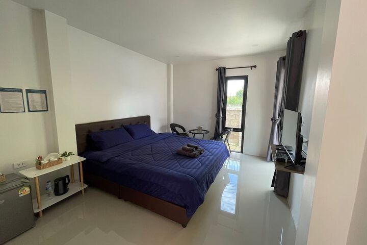 Room 10 of 35