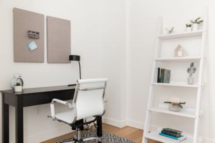 Room 15 of 23