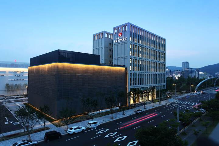 Image of Hotel Skypark Daejeon 1