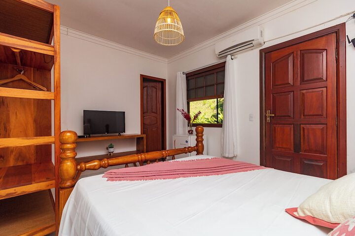 Room 4 of 58