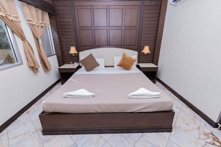 Room 15 of 39