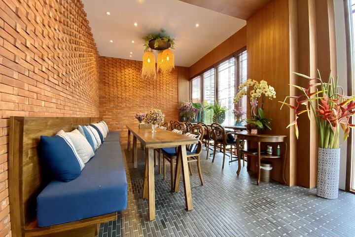 Hotel Interior 10 of 69