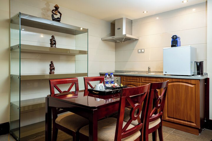 Room 9 of 41