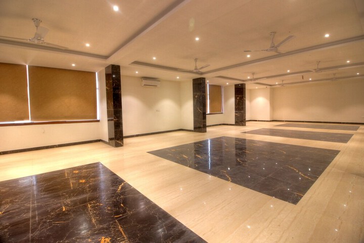 Ballroom/Hall 50 of 60