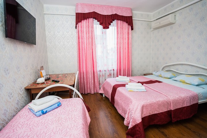 Room 16 of 34