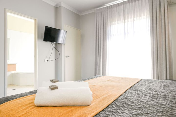 Room 7 of 49