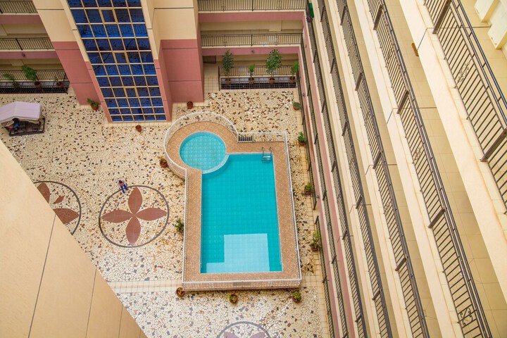 Pool 23 of 31