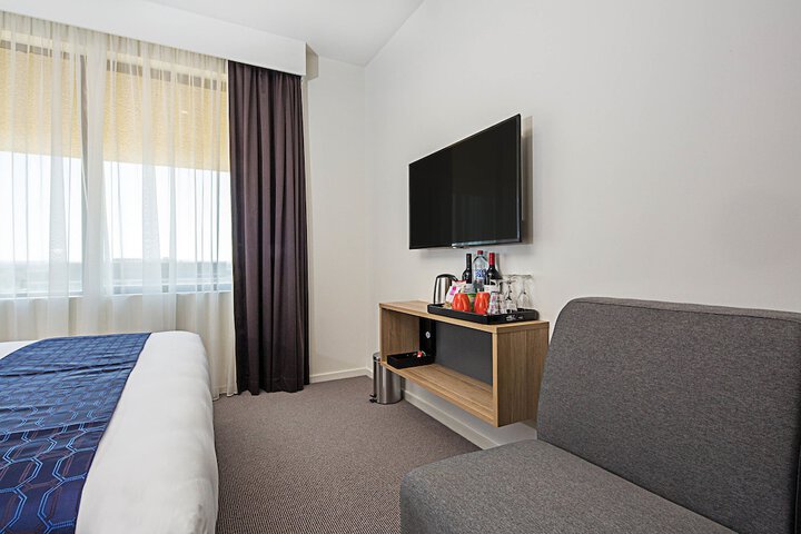 Room 25 of 71