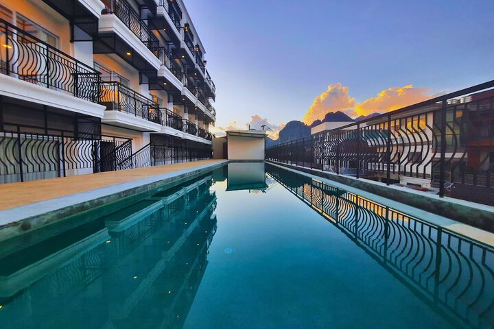Hotel 64 of 65