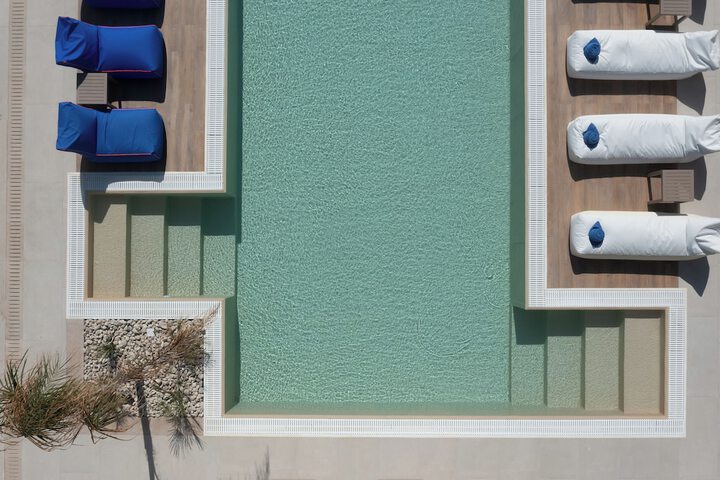 Pool 45 of 68