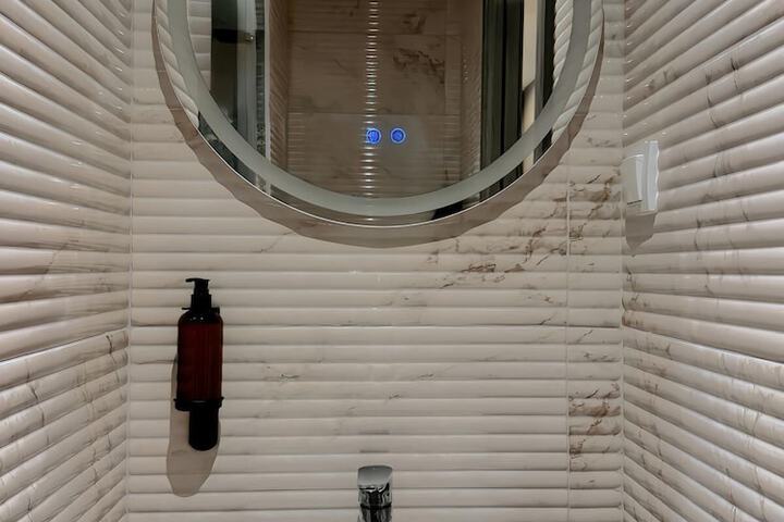 Room 26 of 31