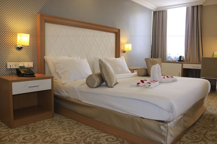 Momona Hotel